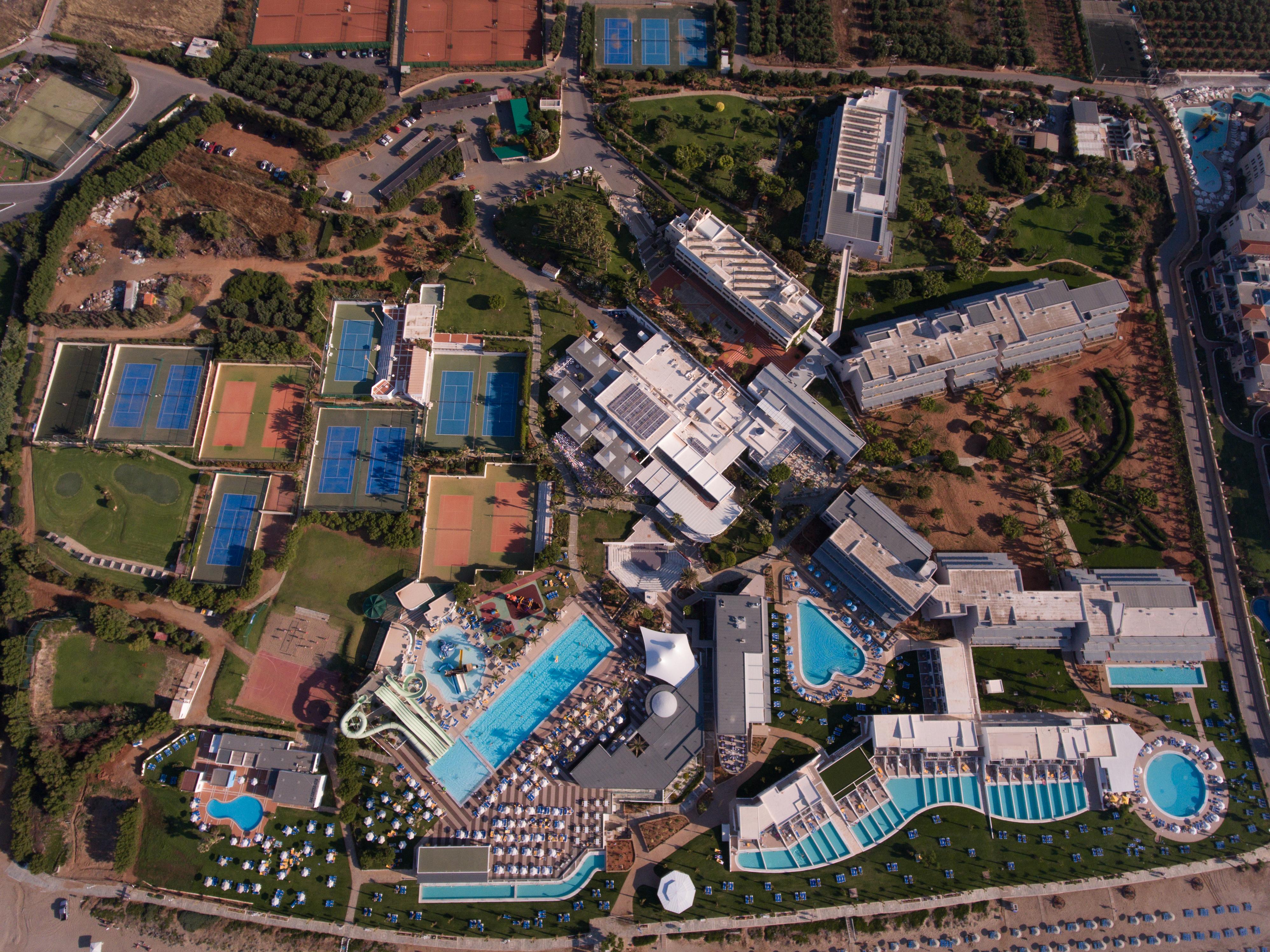 אתר נופש Lyttos 5*
